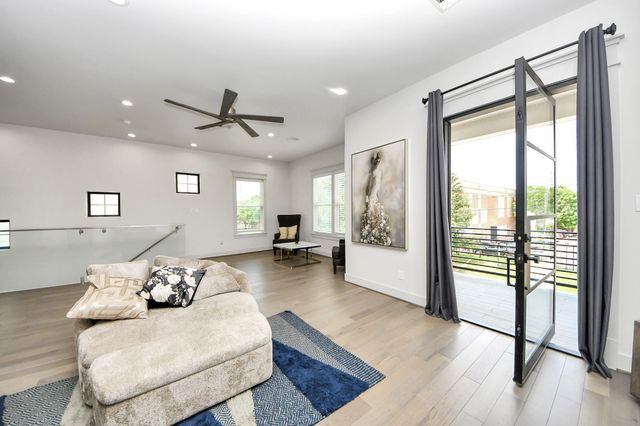 3520 Beauchamp Street, Houston, TX 77009