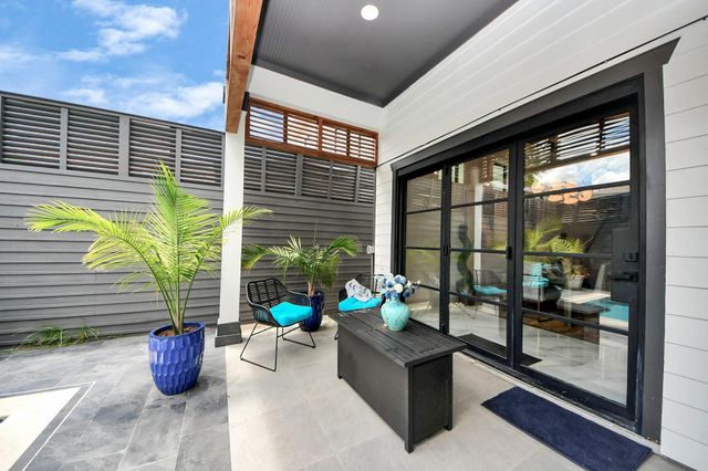 3520 Beauchamp Street, Houston, TX 77009