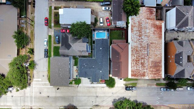 3520 Beauchamp Street, Houston, TX 77009