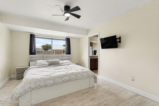 2140 Fallon Boulevard NE, Palm Bay, FL 32907