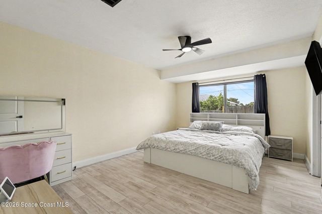 2140 Fallon Boulevard NE, Palm Bay, FL 32907