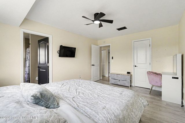 2140 Fallon Boulevard NE, Palm Bay, FL 32907