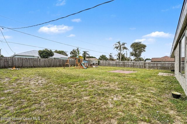 2140 Fallon Boulevard NE, Palm Bay, FL 32907