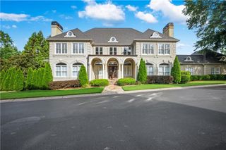 2204 Iron Gate Drive SE, Smyrna, GA 30080