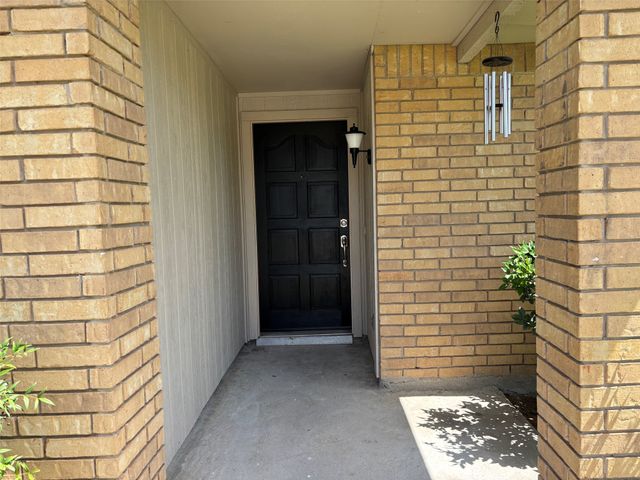 522 Woodhurst Drive, Coppell, TX 75019