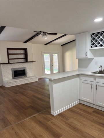 522 Woodhurst Drive, Coppell, TX 75019