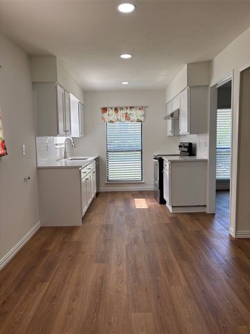 522 Woodhurst Drive, Coppell, TX 75019