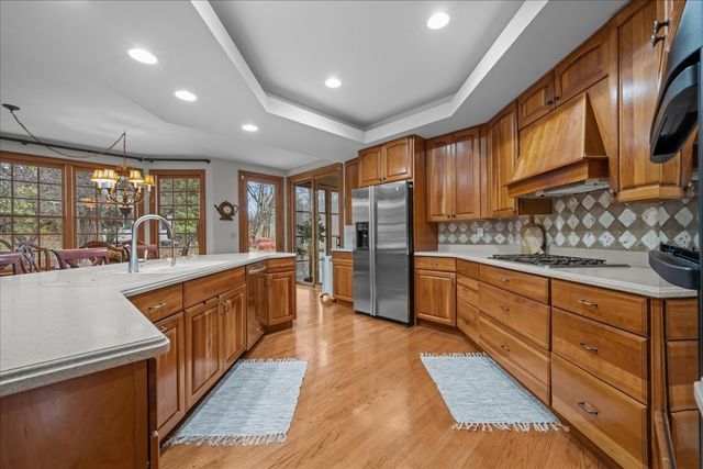 4N494 Hidden Oaks Road, St. Charles, IL 60175