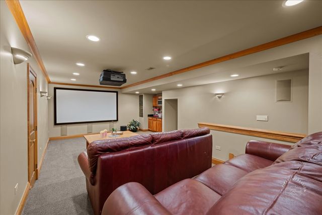 4N494 Hidden Oaks Road, St. Charles, IL 60175