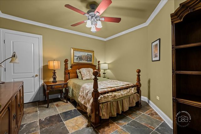 4N494 Hidden Oaks Road, St. Charles, IL 60175