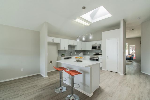 1937 Fox Meadow Trail, Grand Prairie, TX 75052