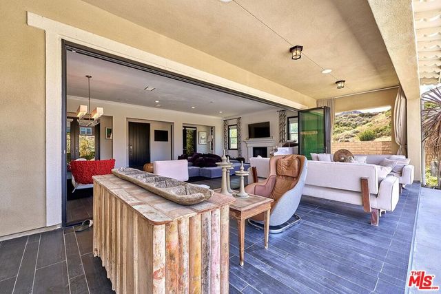 24950 Old Stone Way, Stevenson Ranch, CA 91381