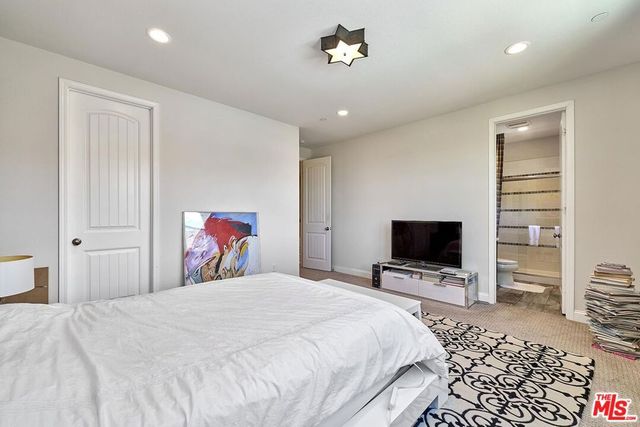 24950 Old Stone Way, Stevenson Ranch, CA 91381
