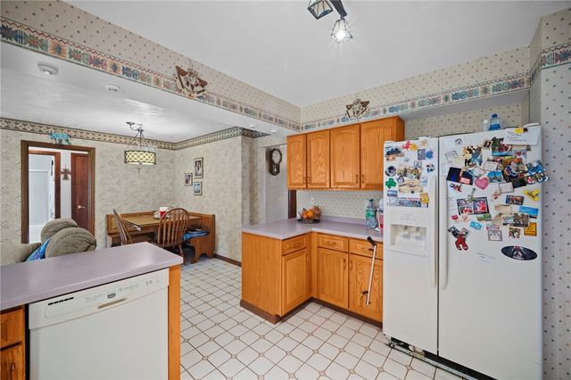 321 Meadowlark Dr, South Union Twp, PA 15401