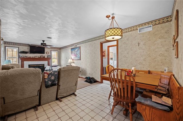 321 Meadowlark Dr, South Union Twp, PA 15401