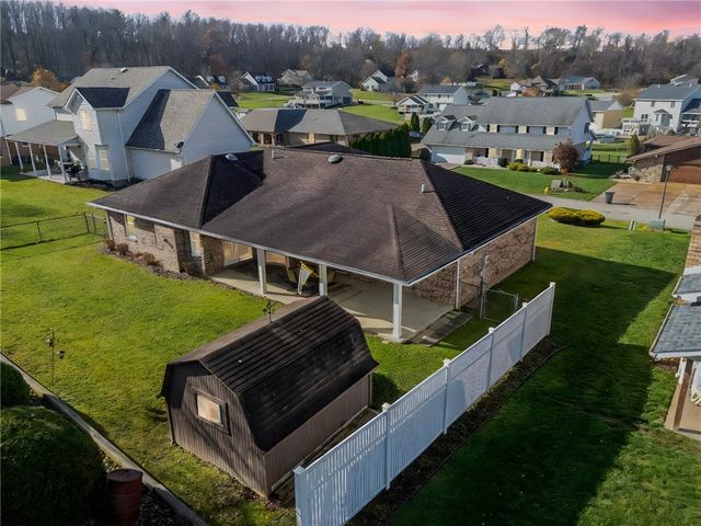 321 Meadowlark Dr, South Union Twp, PA 15401