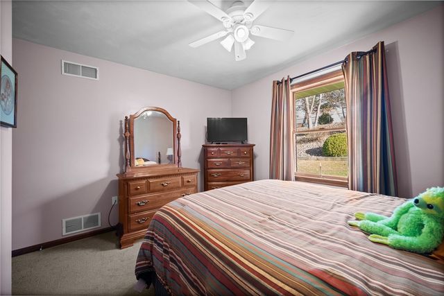 321 Meadowlark Dr, South Union Twp, PA 15401