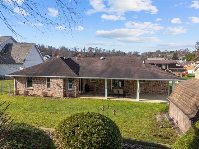 321 Meadowlark Dr, South Union Twp, PA 15401