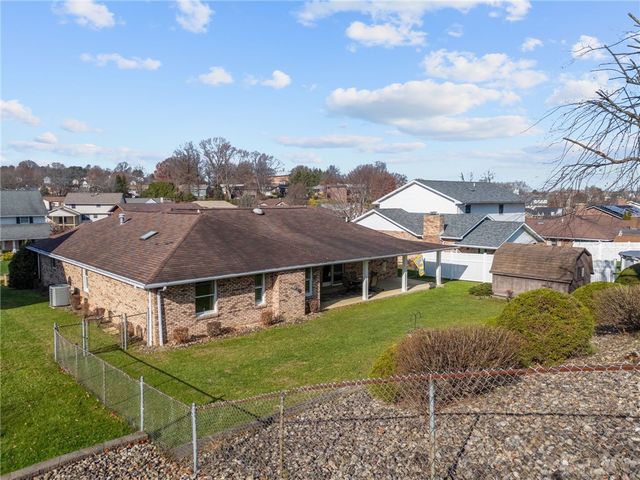 321 Meadowlark Dr, South Union Twp, PA 15401