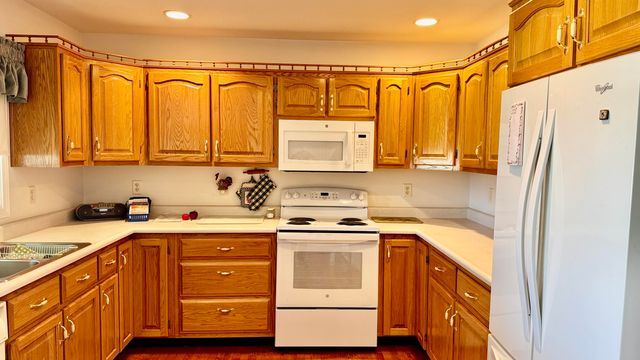 1050 Burnell Drive, Berea, KY 40403