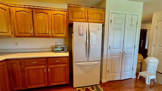 1050 Burnell Drive, Berea, KY 40403