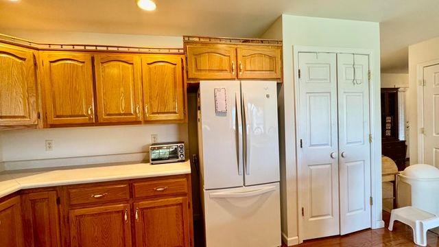 1050 Burnell Drive, Berea, KY 40403