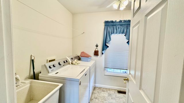 1050 Burnell Drive, Berea, KY 40403