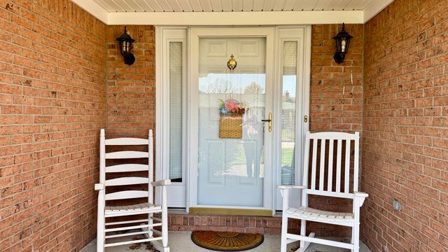 1050 Burnell Drive, Berea, KY 40403