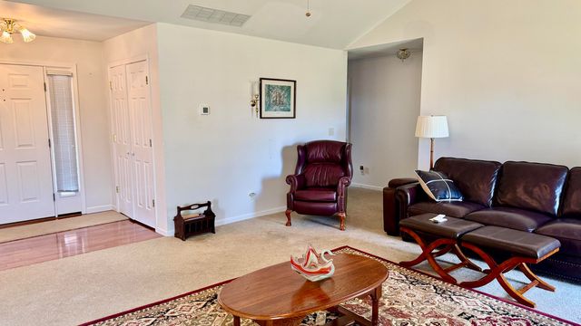 1050 Burnell Drive, Berea, KY 40403