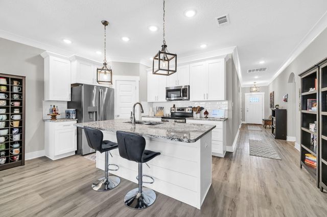 915 Linden Avenue, Niceville, FL 32578