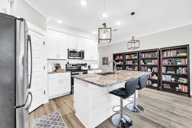 915 Linden Avenue, Niceville, FL 32578