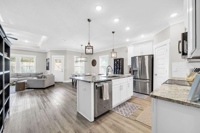 915 Linden Avenue, Niceville, FL 32578