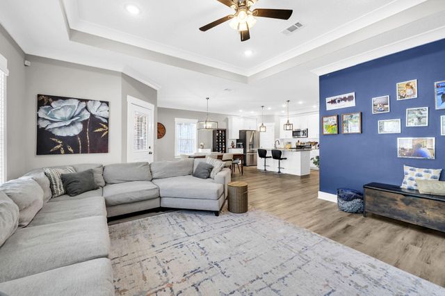 915 Linden Avenue, Niceville, FL 32578