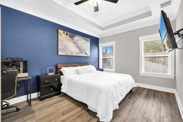 915 Linden Avenue, Niceville, FL 32578