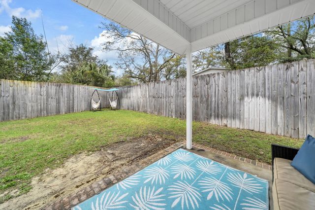 915 Linden Avenue, Niceville, FL 32578