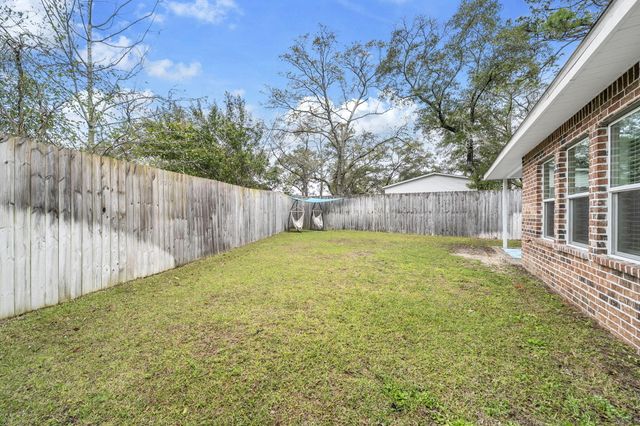 915 Linden Avenue, Niceville, FL 32578