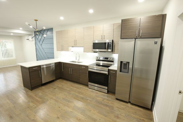 4508 N Keystone Avenue 1, Chicago, IL 60630