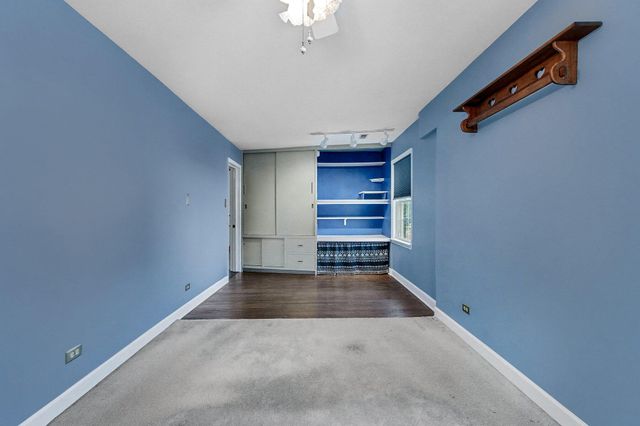 7123 Baring Pkwy, Hammond, IN 46324