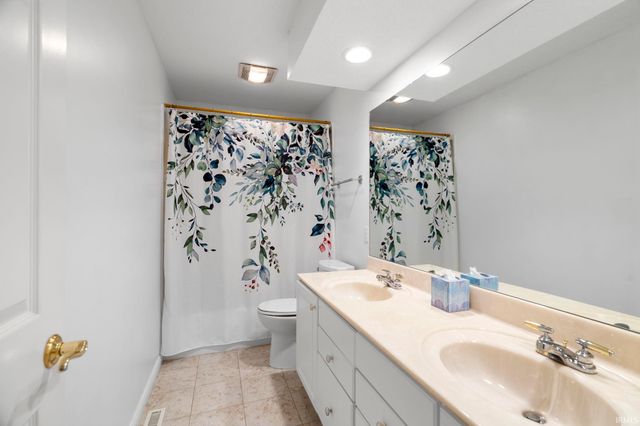 703 Emerald Drive, Lafayette, IN 47905