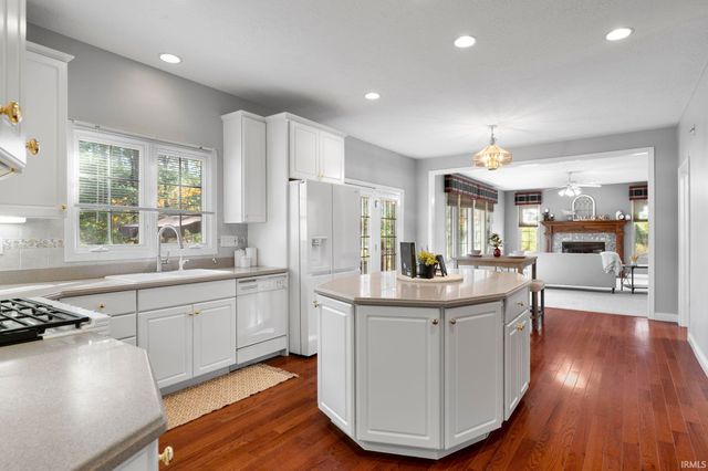 703 Emerald Drive, Lafayette, IN 47905