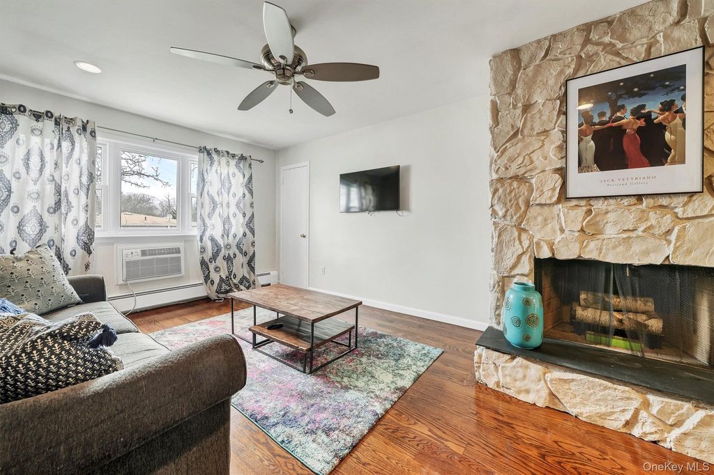 19 Somerset Drive, Suffern, NY 10901 — photo 5