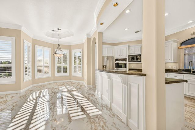 3707 Abbeywood Drive, Pearland, TX 77584