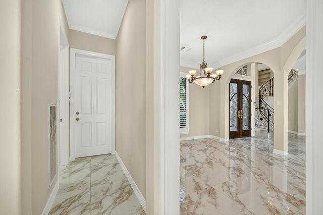 3707 Abbeywood Drive, Pearland, TX 77584