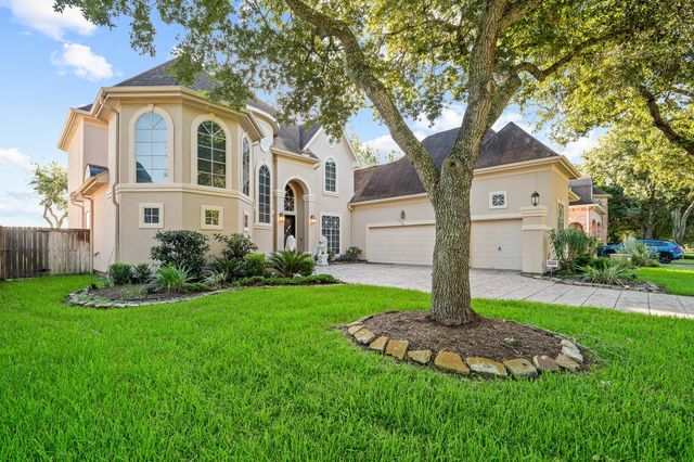 3707 Abbeywood Drive, Pearland, TX 77584
