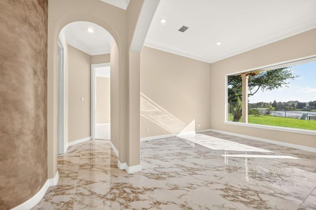 3707 Abbeywood Drive, Pearland, TX 77584