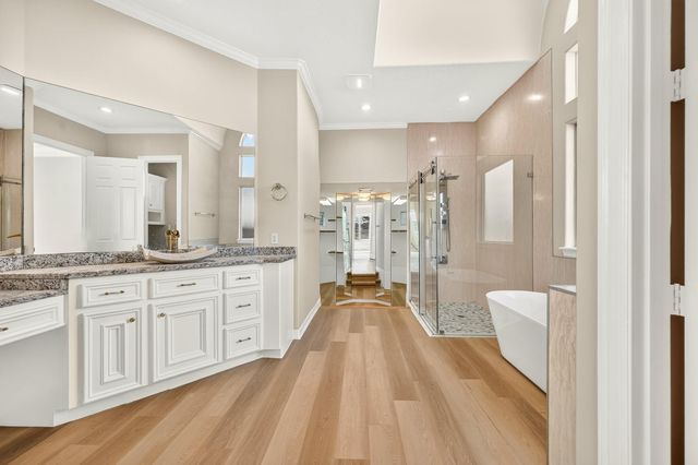 3707 Abbeywood Drive, Pearland, TX 77584