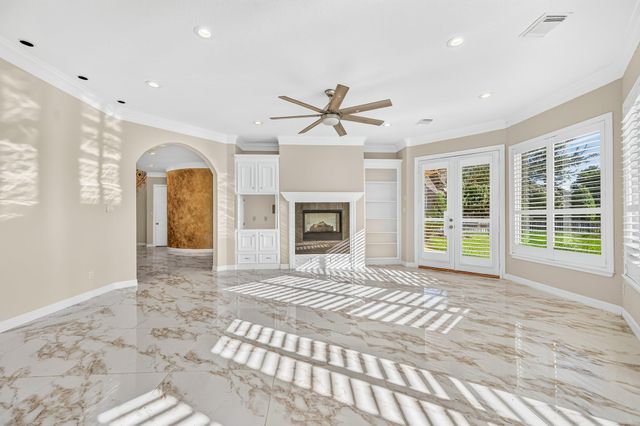 3707 Abbeywood Drive, Pearland, TX 77584