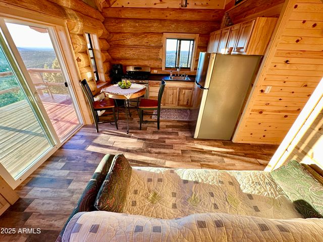 80 County Rd N3313 --, Vernon, AZ 85940