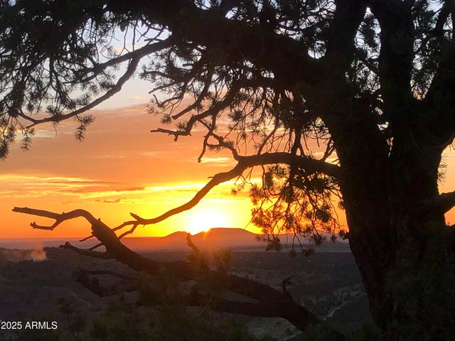 80 County Rd N3313 --, Vernon, AZ 85940