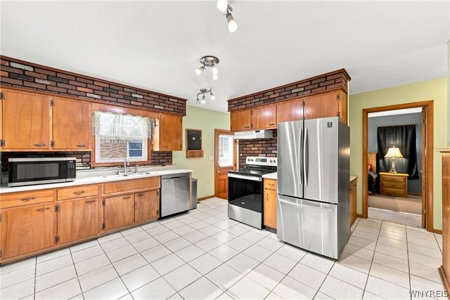289 French Road, Cheektowaga, NY 14043